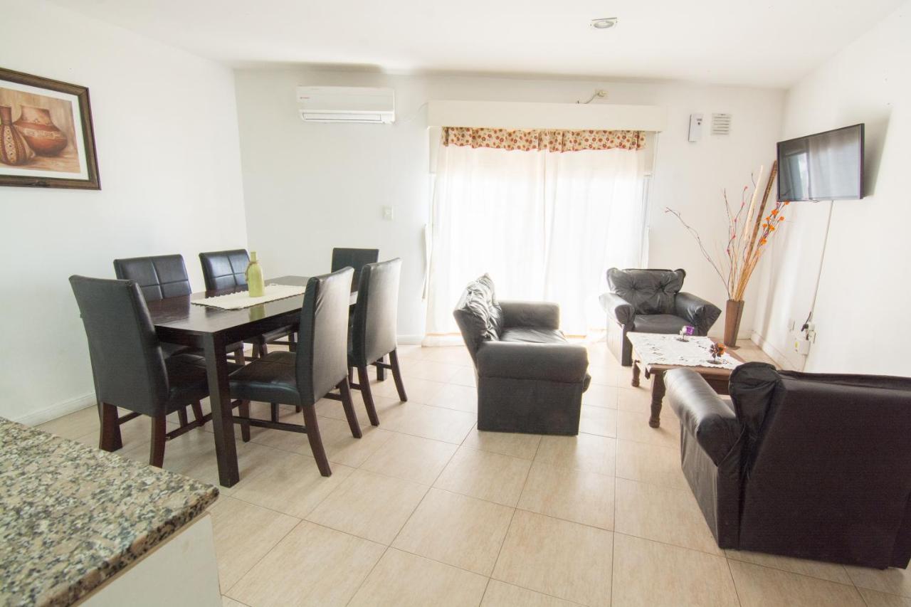 Rondpoint Pilar Apartment Екстериор снимка